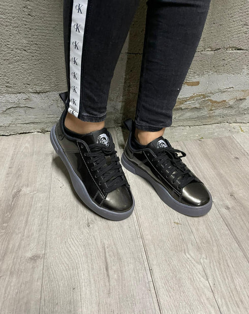 Diesel women shoes נעלי דיזל מהממות לנשים בצבע כהה
